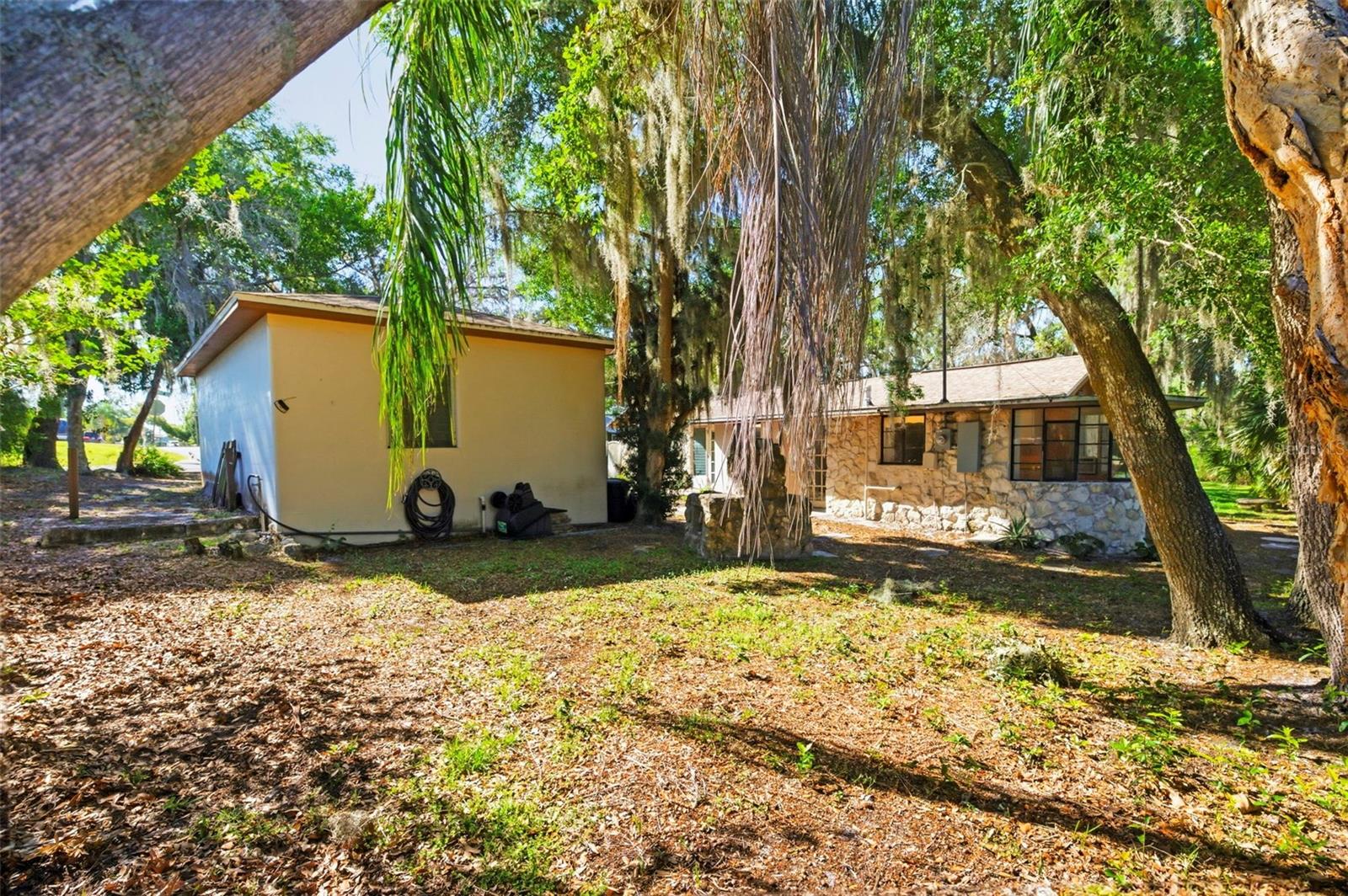 Image 41 of 61 For 5651 Monroe Street