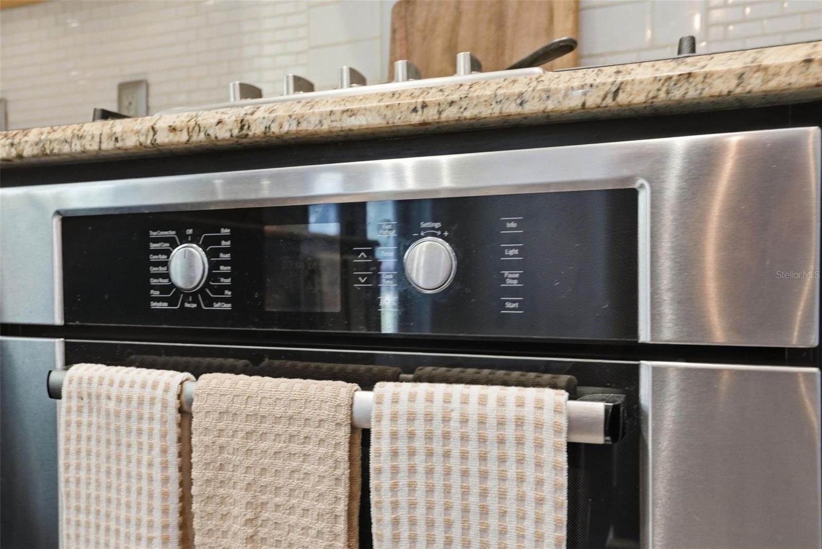 Image 25 of 99 For 7037 Cr 625  