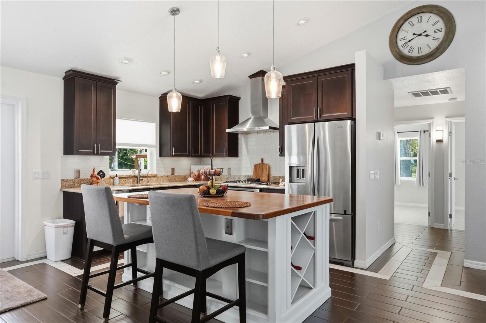 Image 26 of 99 For 7037 Cr 625  