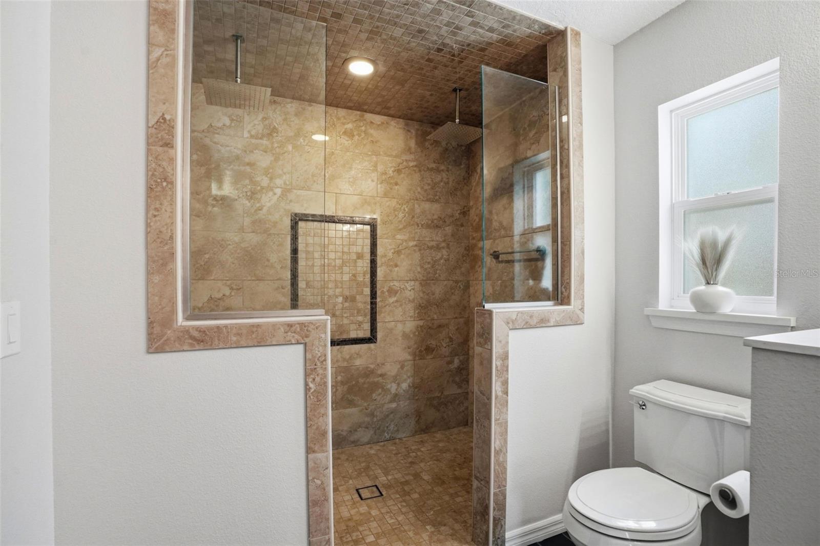 Image 36 of 99 For 7037 Cr 625  