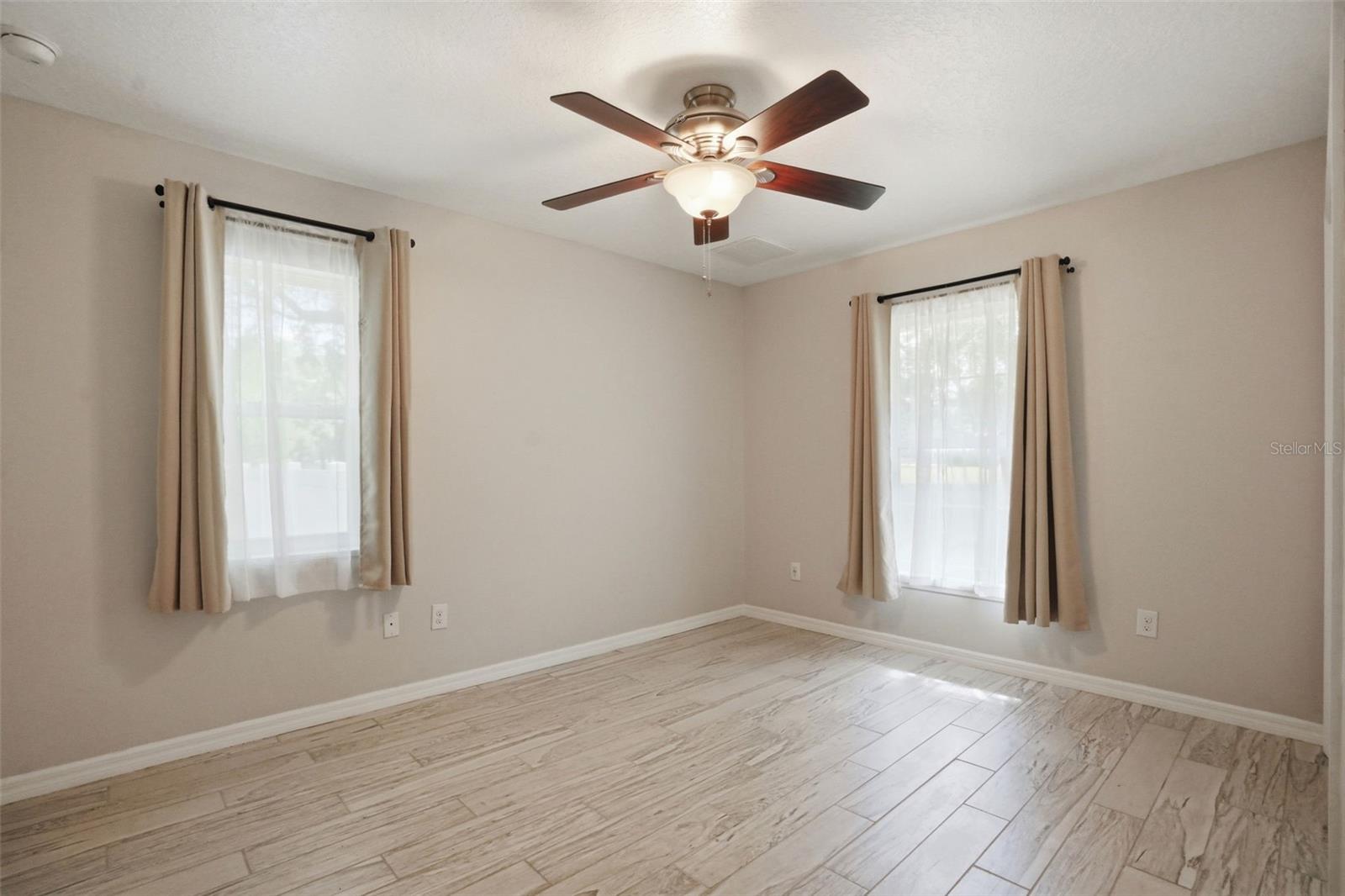 Image 50 of 99 For 7037 Cr 625  