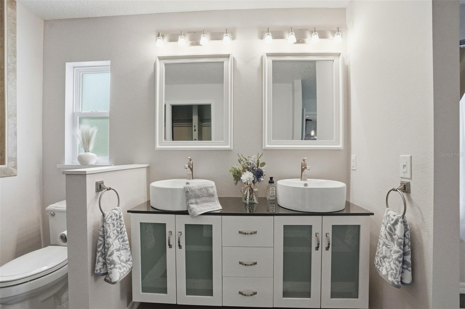 Image 7 of 99 For 7037 Cr 625  