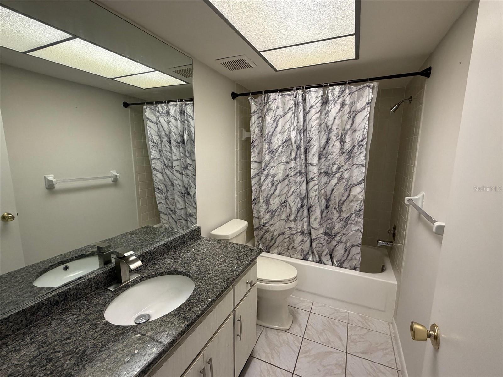 Image 11 of 14 For 3231 Teeside Drive 3