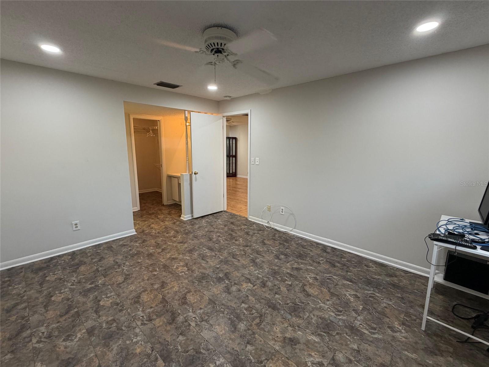 Image 13 of 14 For 3231 Teeside Drive 3