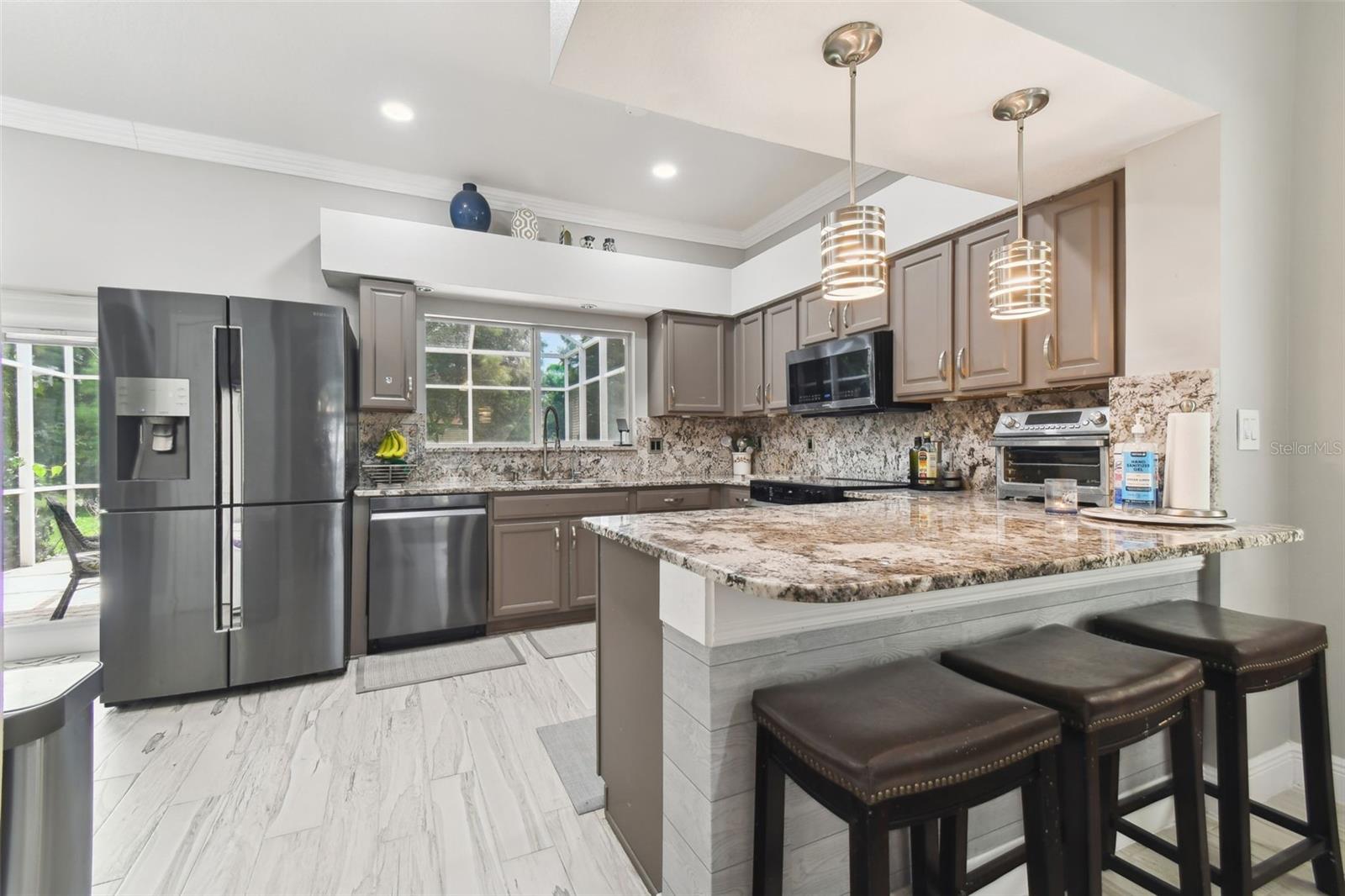 Image 10 of 65 For 19426 Sandy Springs Circle