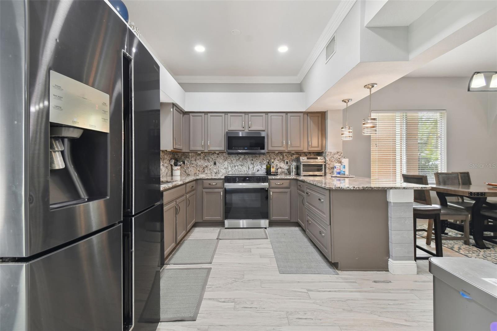 Image 14 of 65 For 19426 Sandy Springs Circle