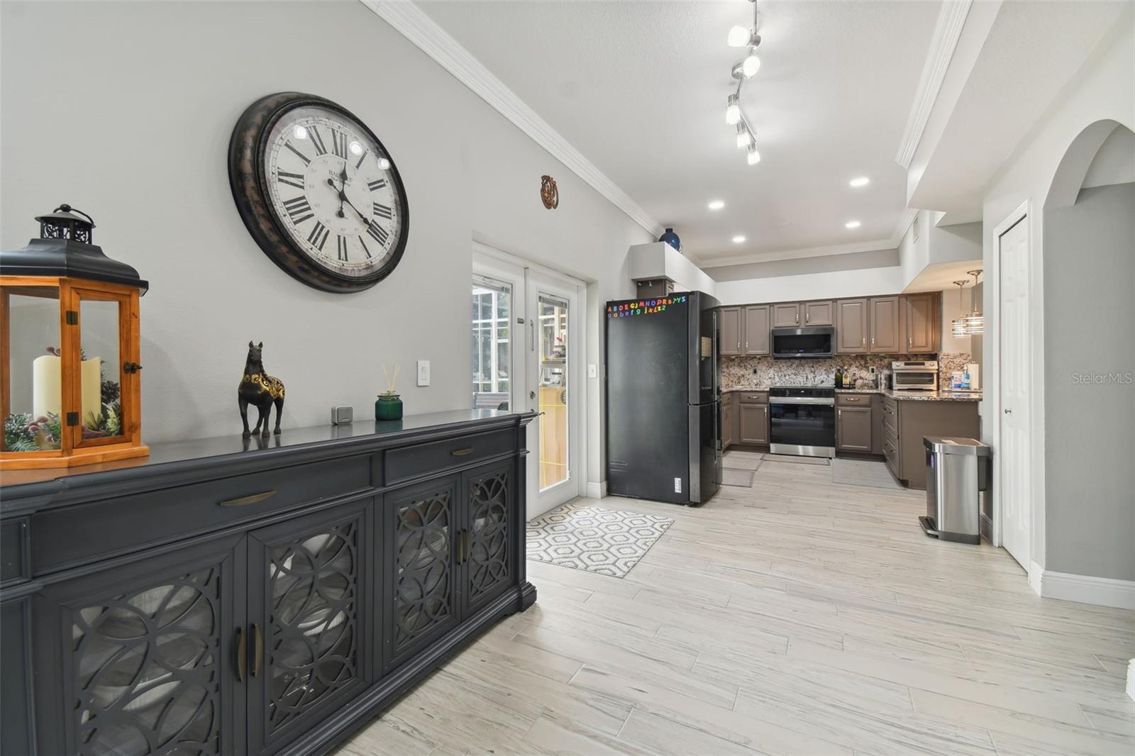 Image 18 of 65 For 19426 Sandy Springs Circle