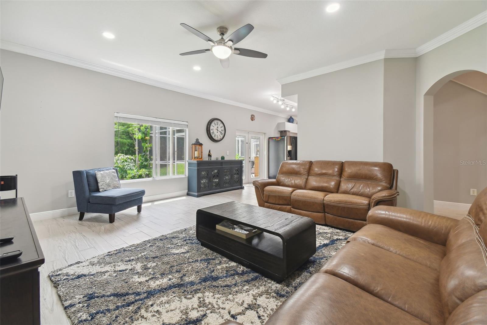 Image 23 of 65 For 19426 Sandy Springs Circle