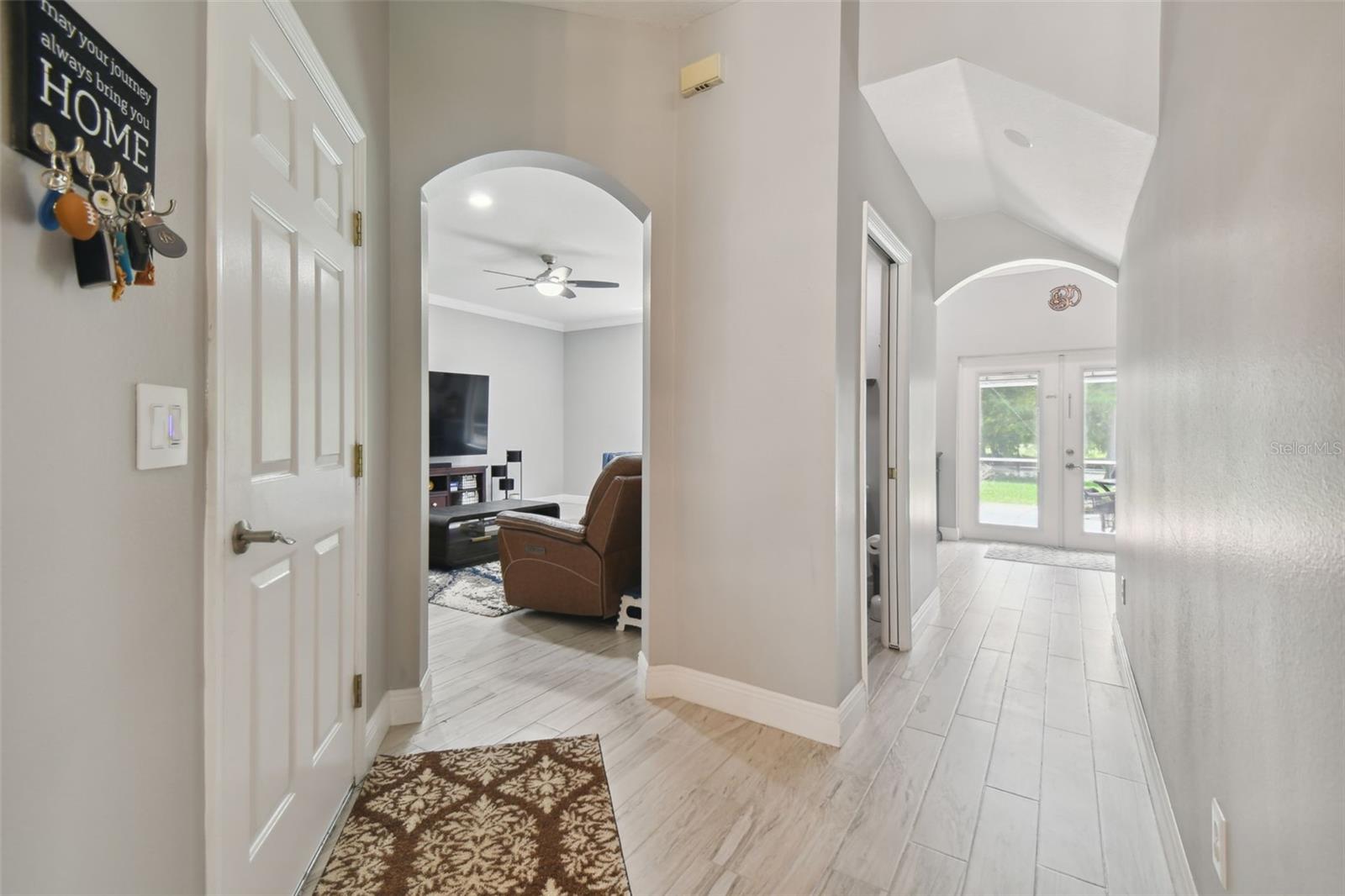 Image 25 of 65 For 19426 Sandy Springs Circle