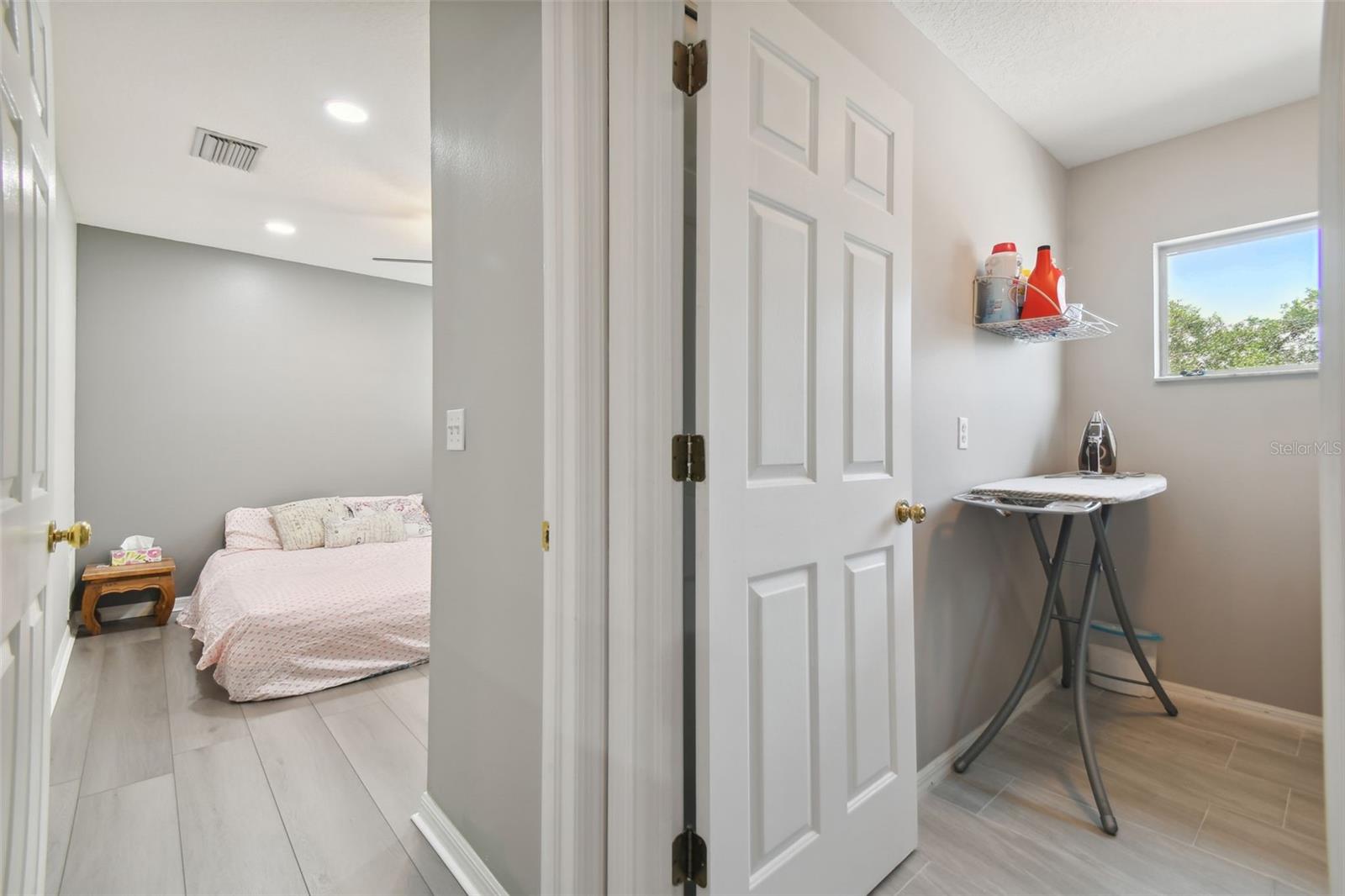 Image 32 of 65 For 19426 Sandy Springs Circle