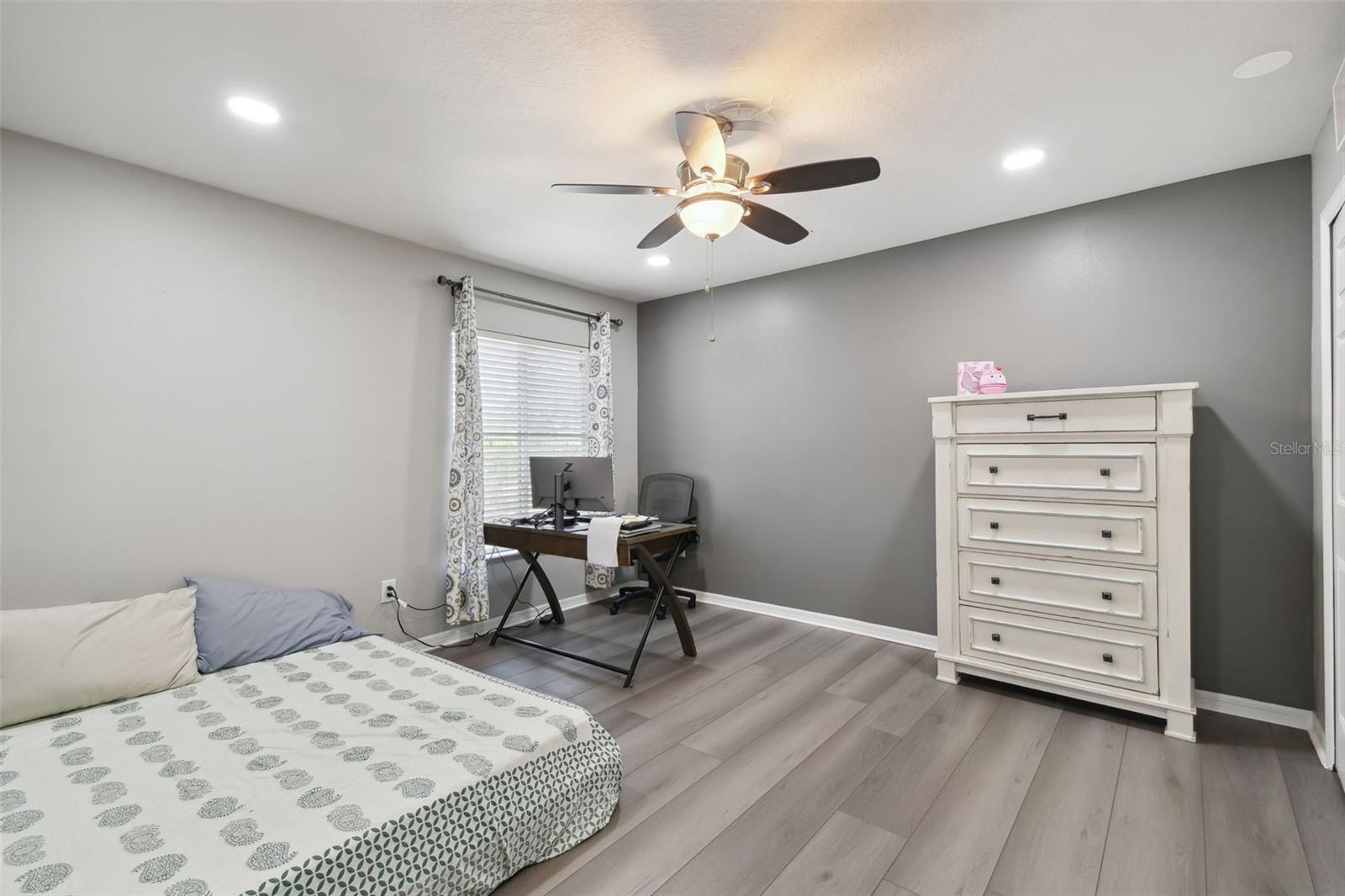 Image 39 of 65 For 19426 Sandy Springs Circle