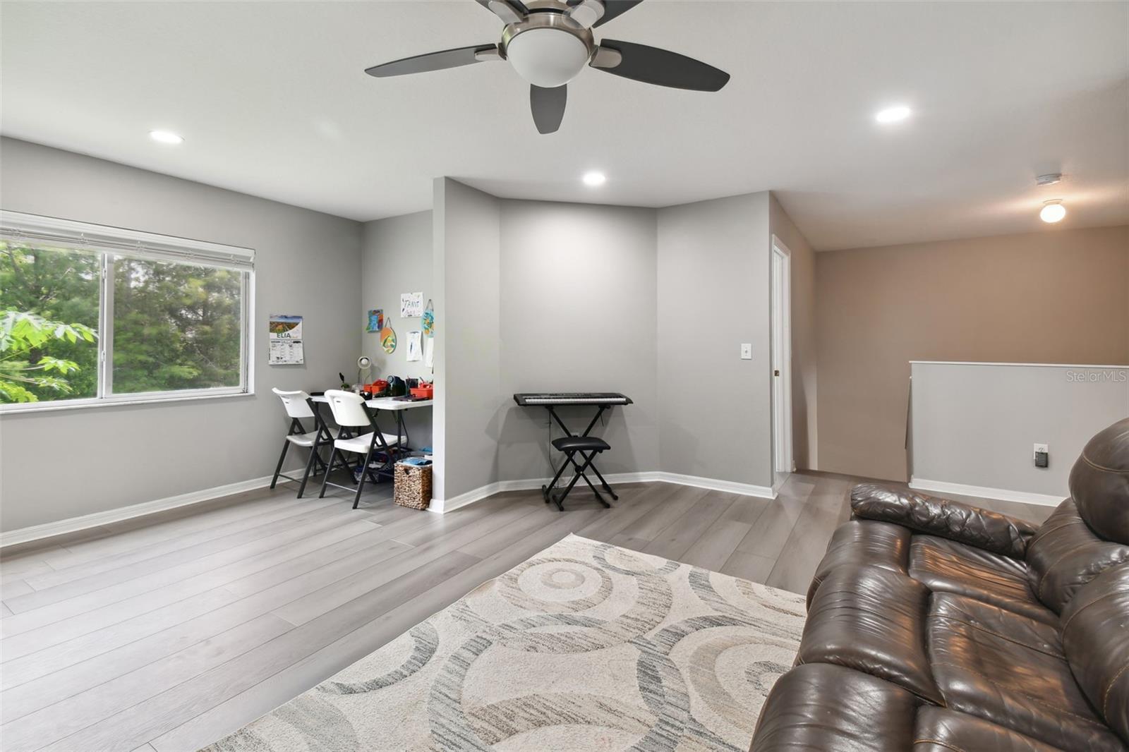 Image 43 of 65 For 19426 Sandy Springs Circle