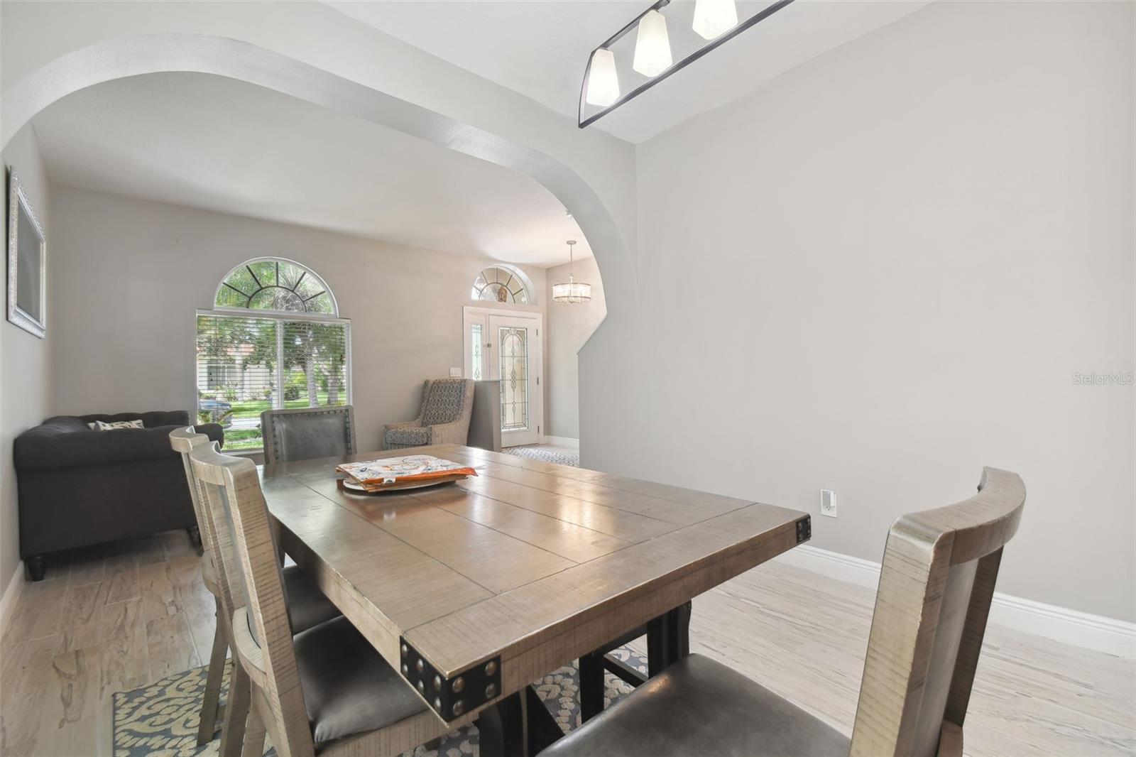 Image 7 of 65 For 19426 Sandy Springs Circle