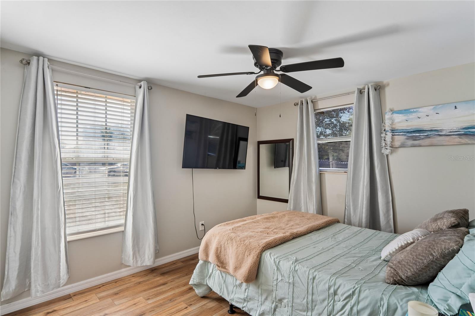 Image 22 of 48 For 4309 Pallas Avenue