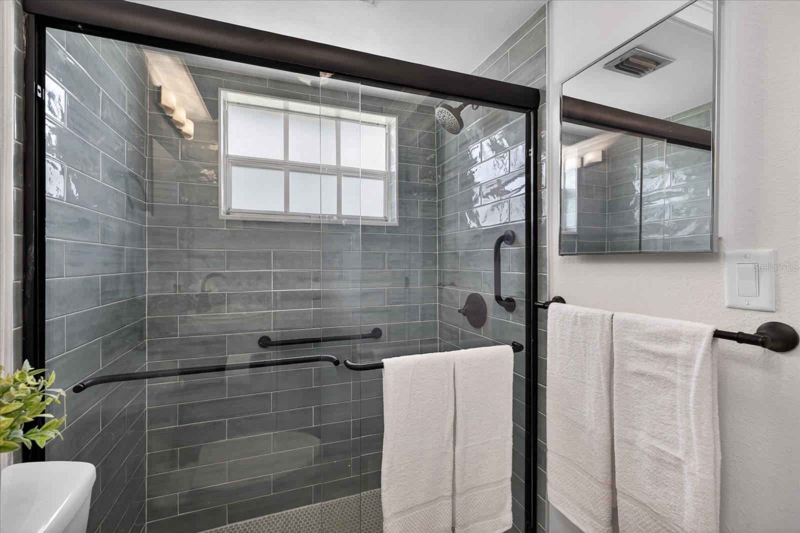 Image 14 of 35 For 4116 Hampton Drive