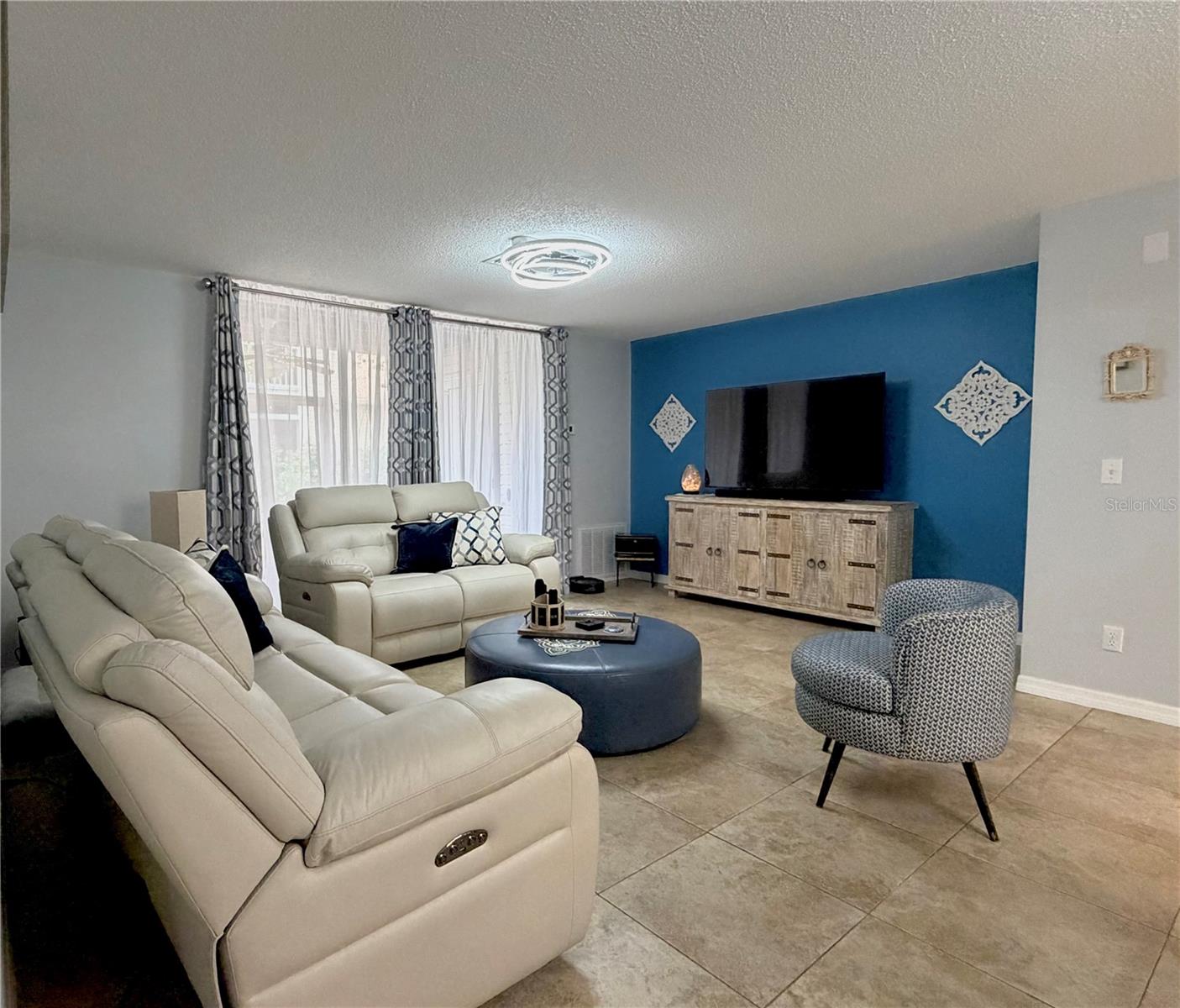 Image 10 of 32 For 2122 Clover Hill Road