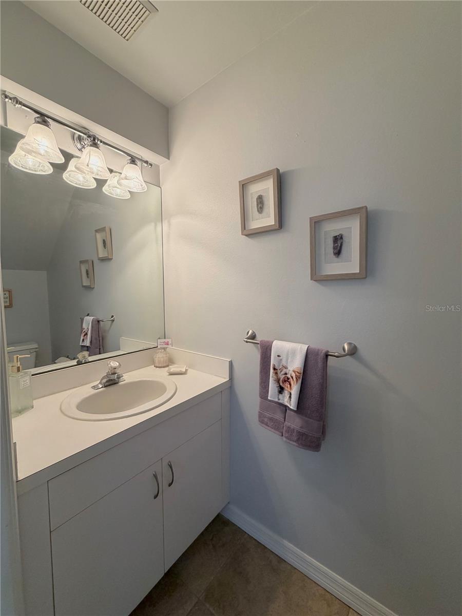 Image 16 of 32 For 2122 Clover Hill Road