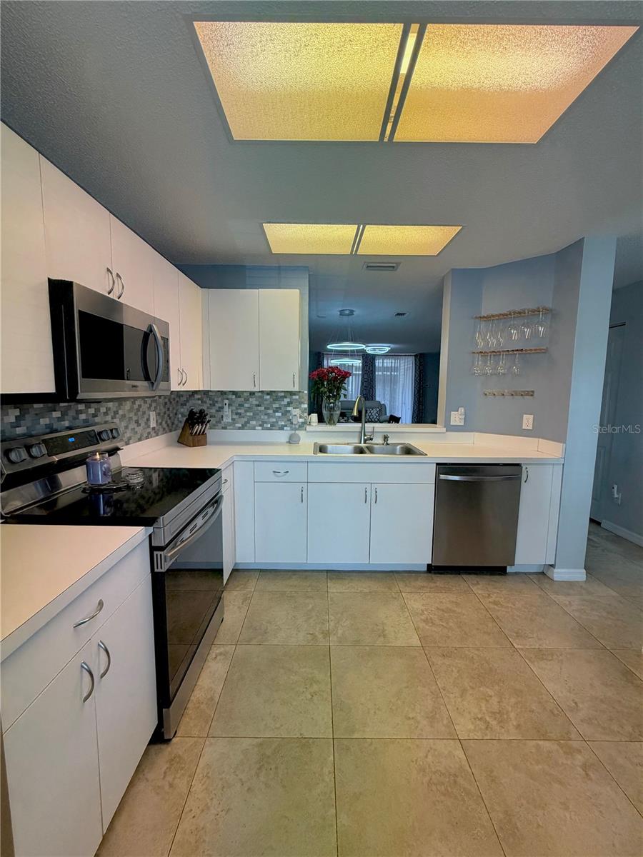 Image 6 of 32 For 2122 Clover Hill Road