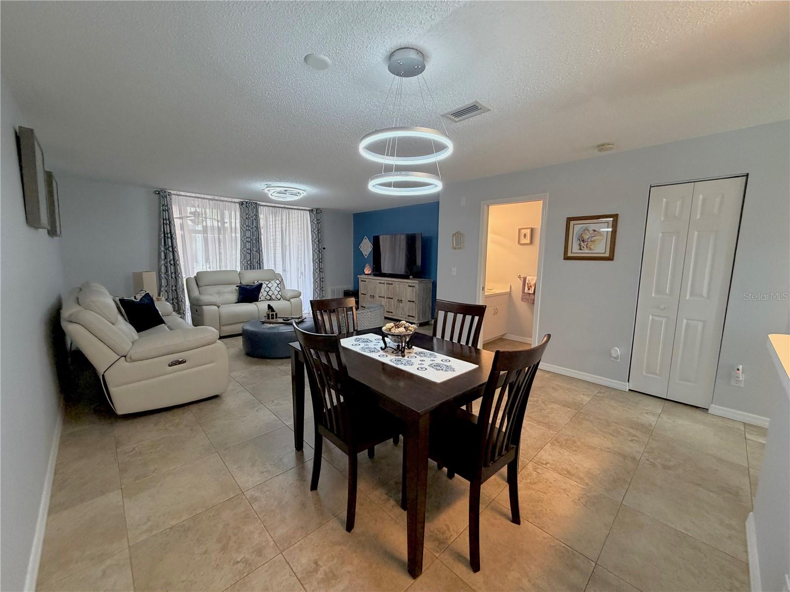 Image 9 of 32 For 2122 Clover Hill Road