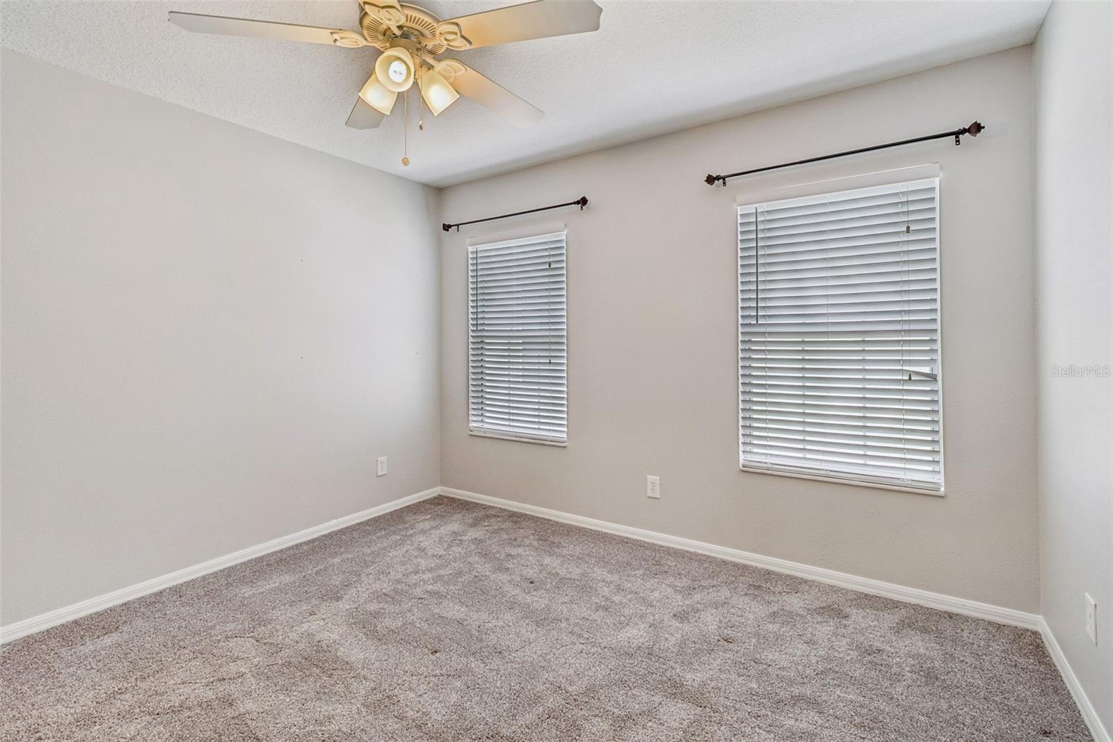 Image 17 of 57 For 17500 Glenapp Drive