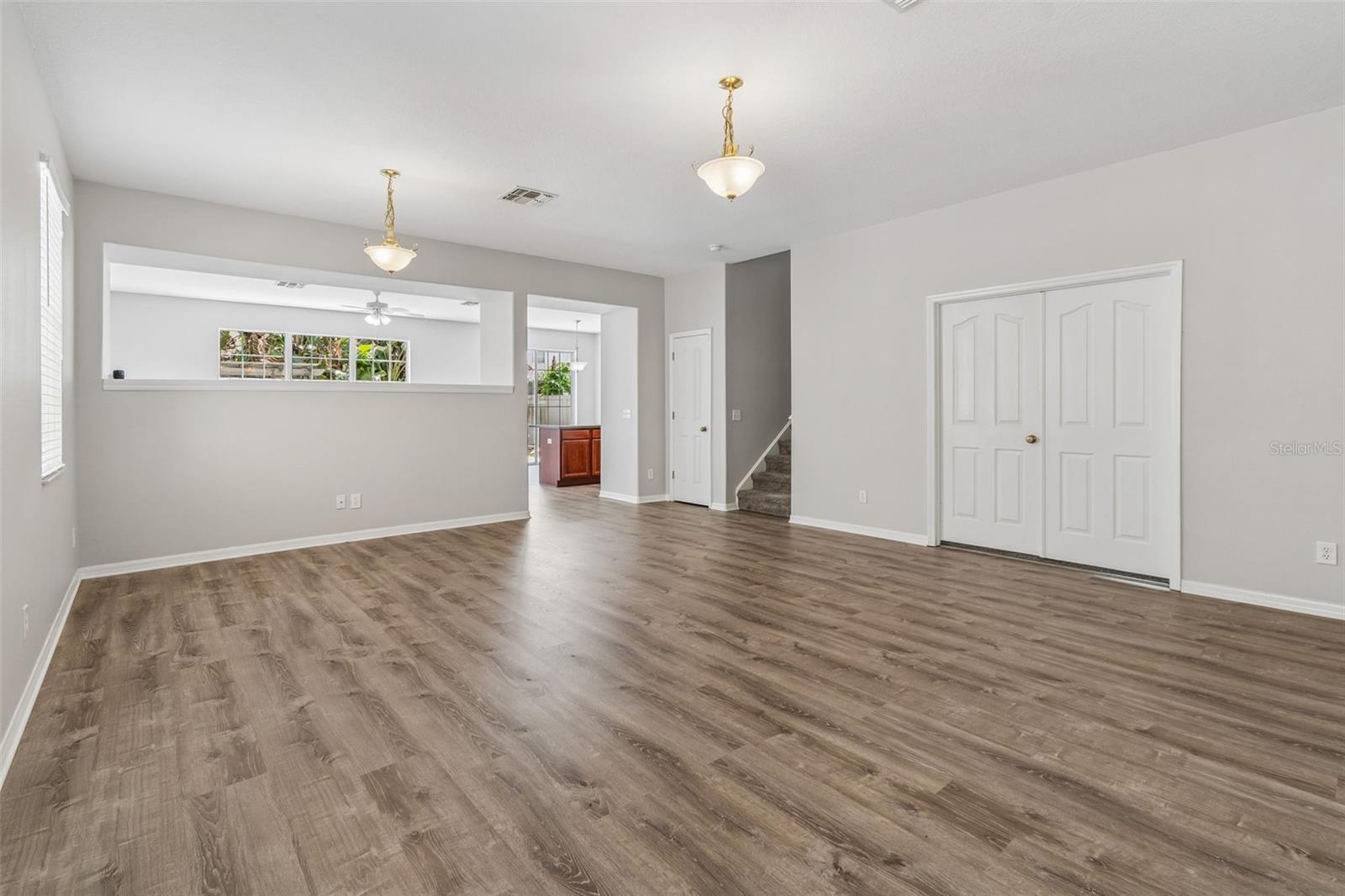 Image 4 of 57 For 17500 Glenapp Drive