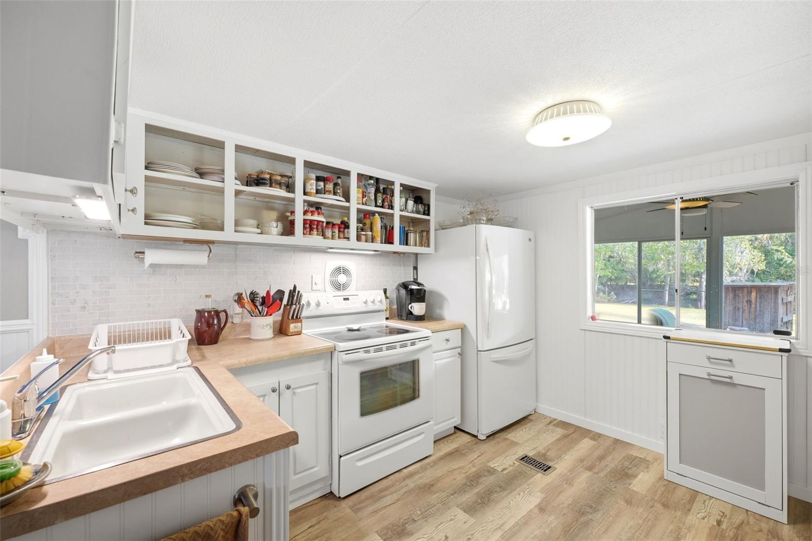 Image 10 of 63 For 6339 River Road