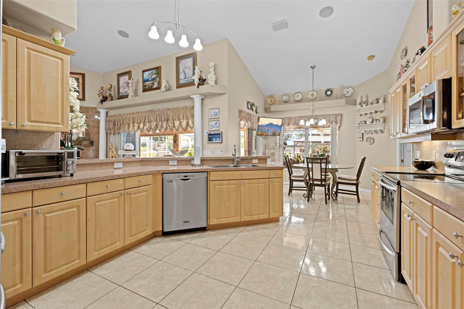 Image 22 of 65 For 134 Galena Avenue