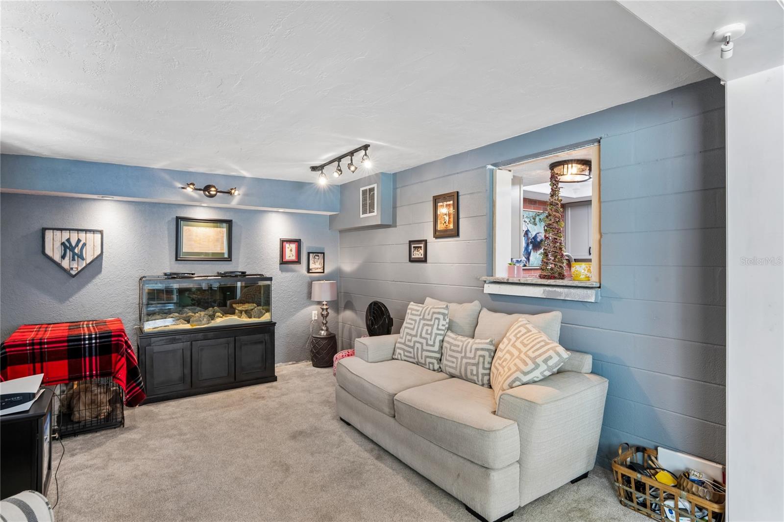 Image 17 of 63 For 5330 Dove Drive