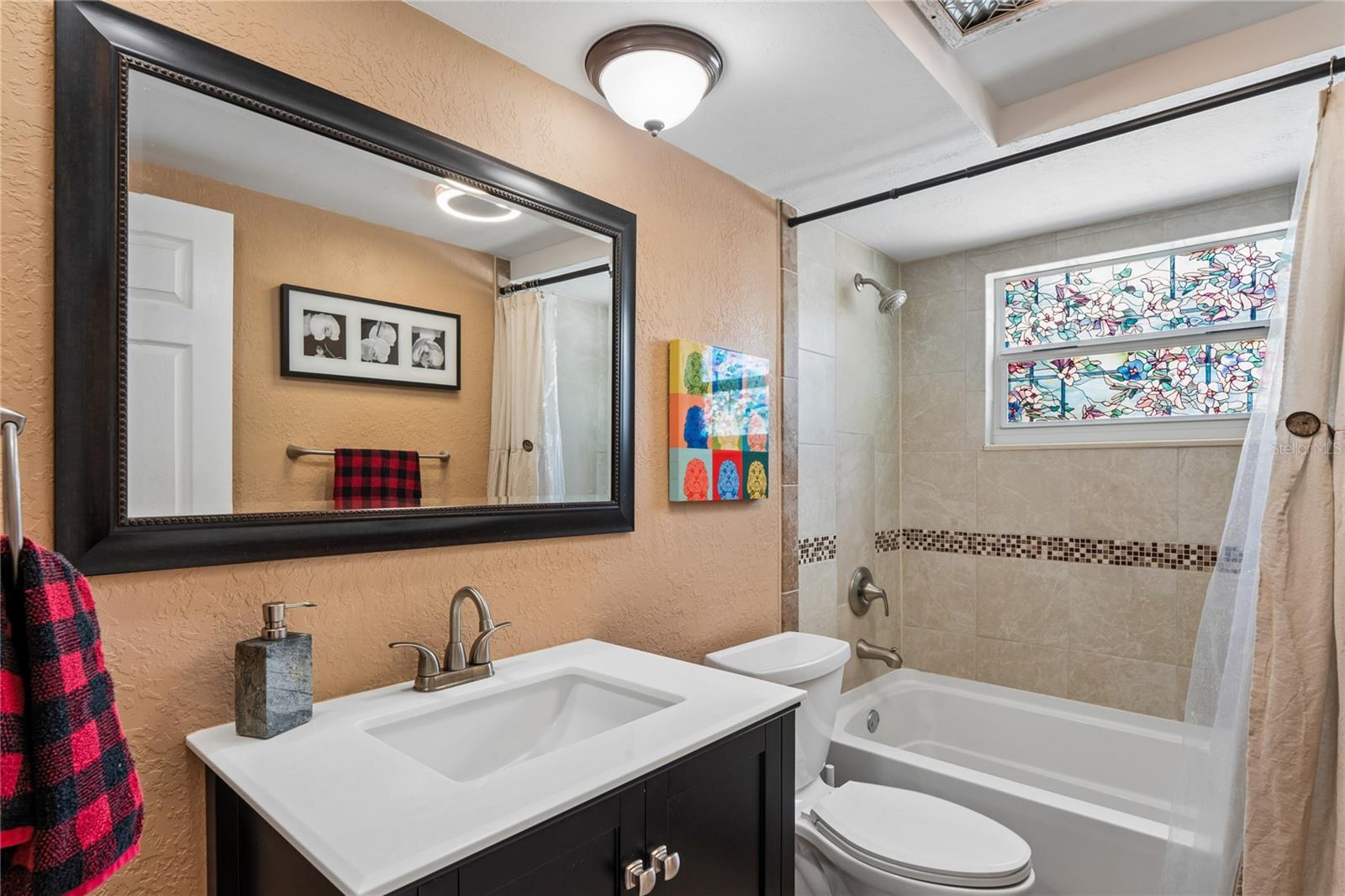 Image 32 of 63 For 5330 Dove Drive