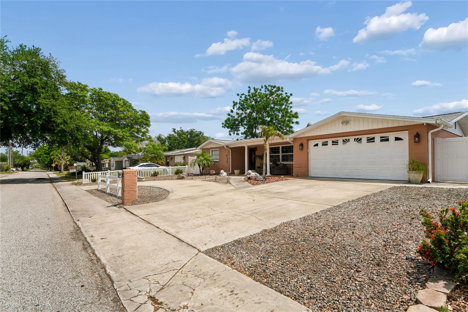 Image 52 of 63 For 5330 Dove Drive