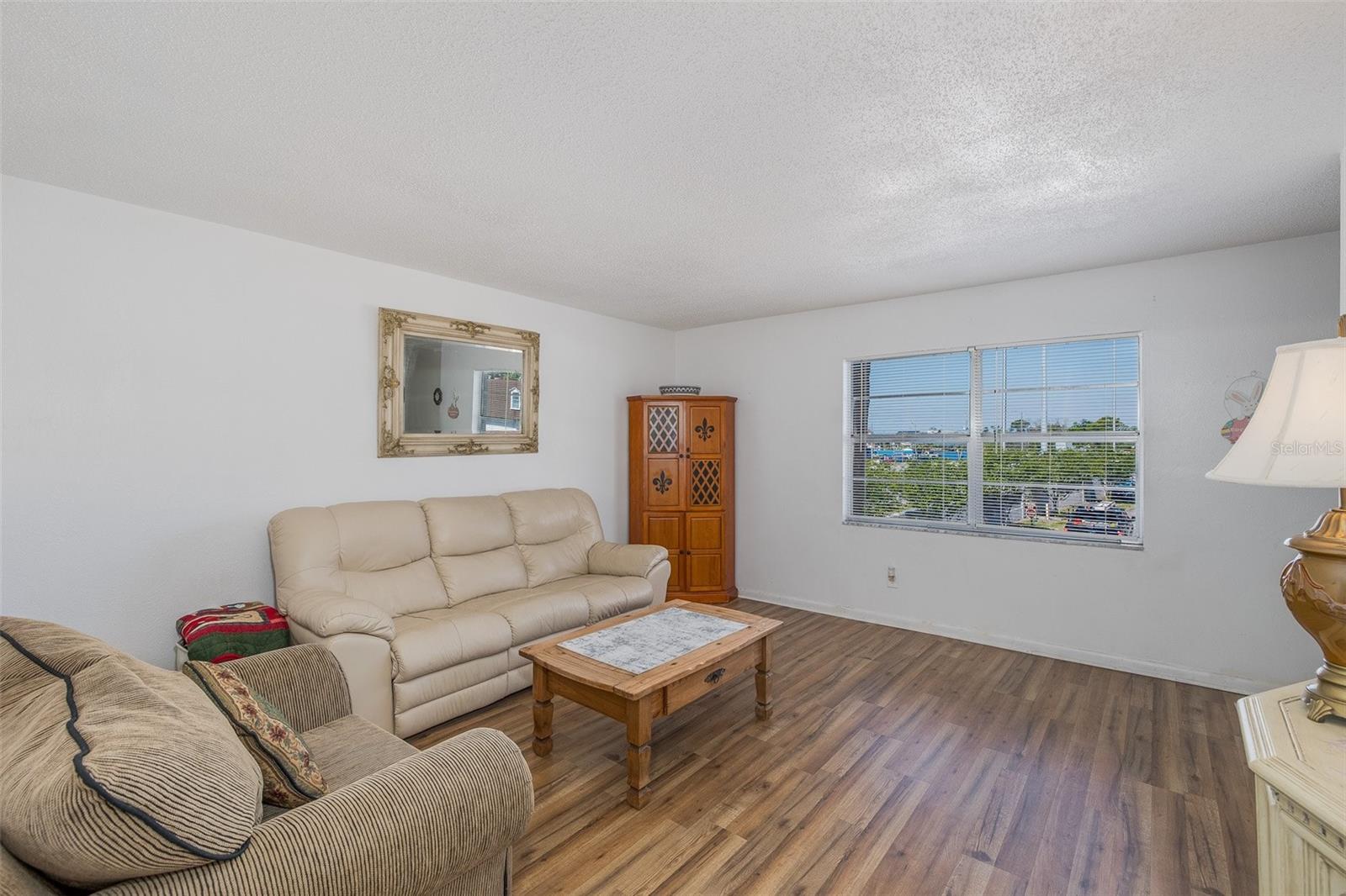 Image 27 of 43 For 9001 Tudor Drive H210