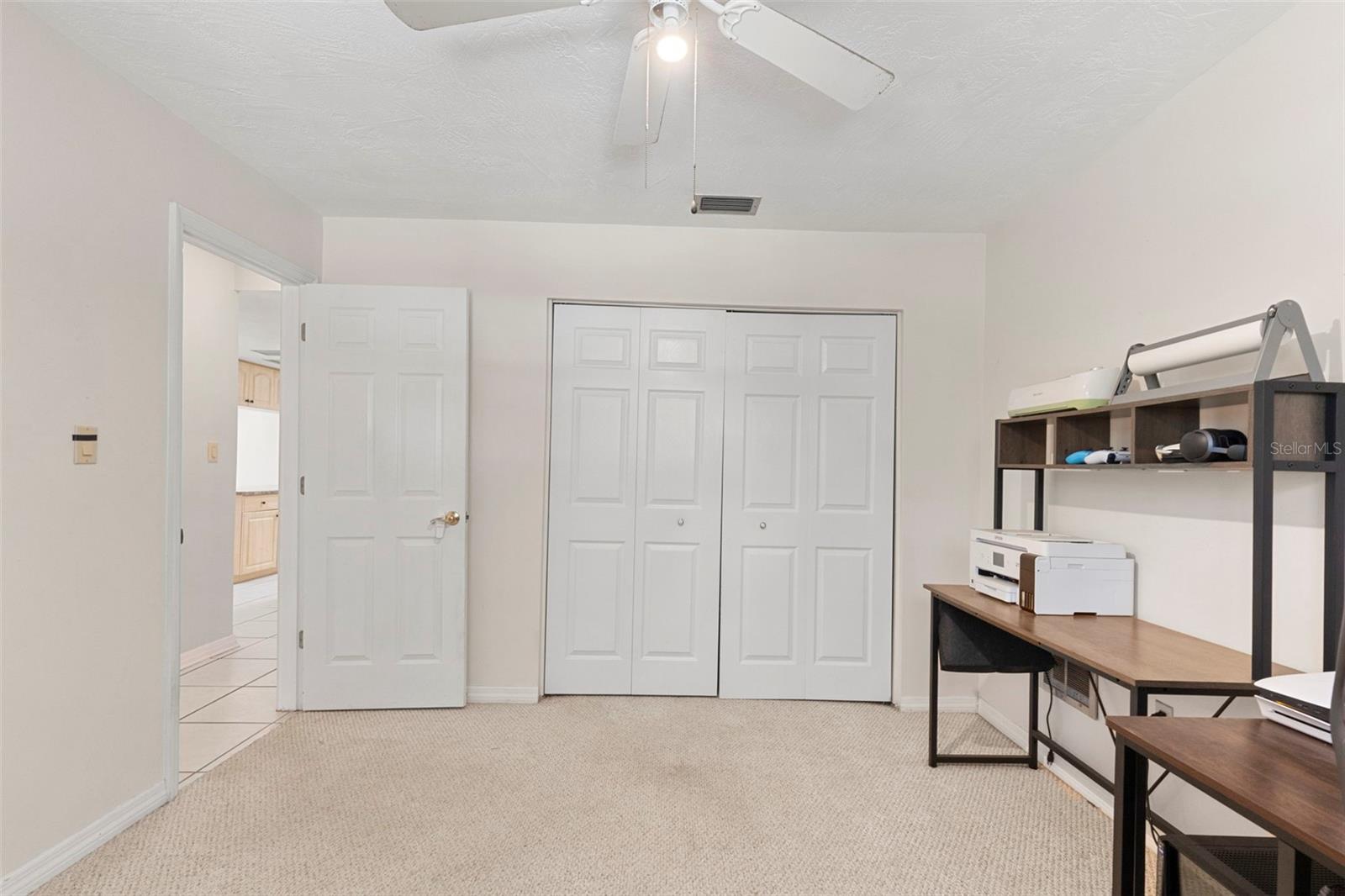 Listing photo id 22 for 8976 Lake Drive