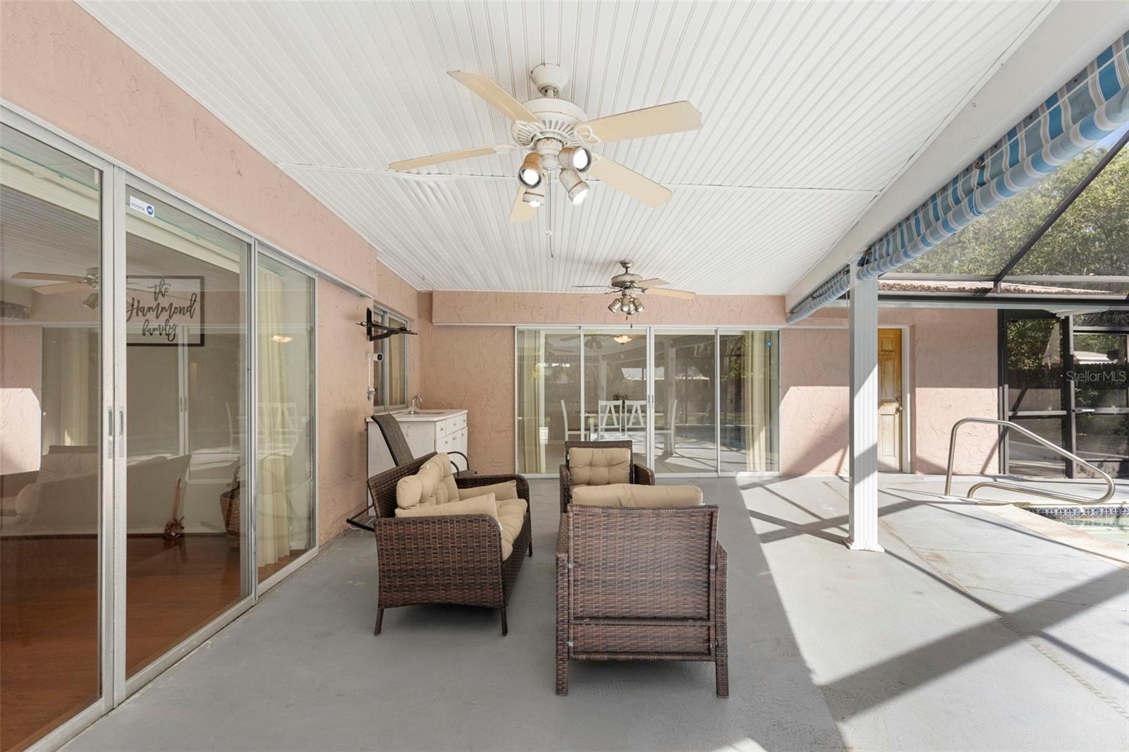 Listing photo id 29 for 8976 Lake Drive