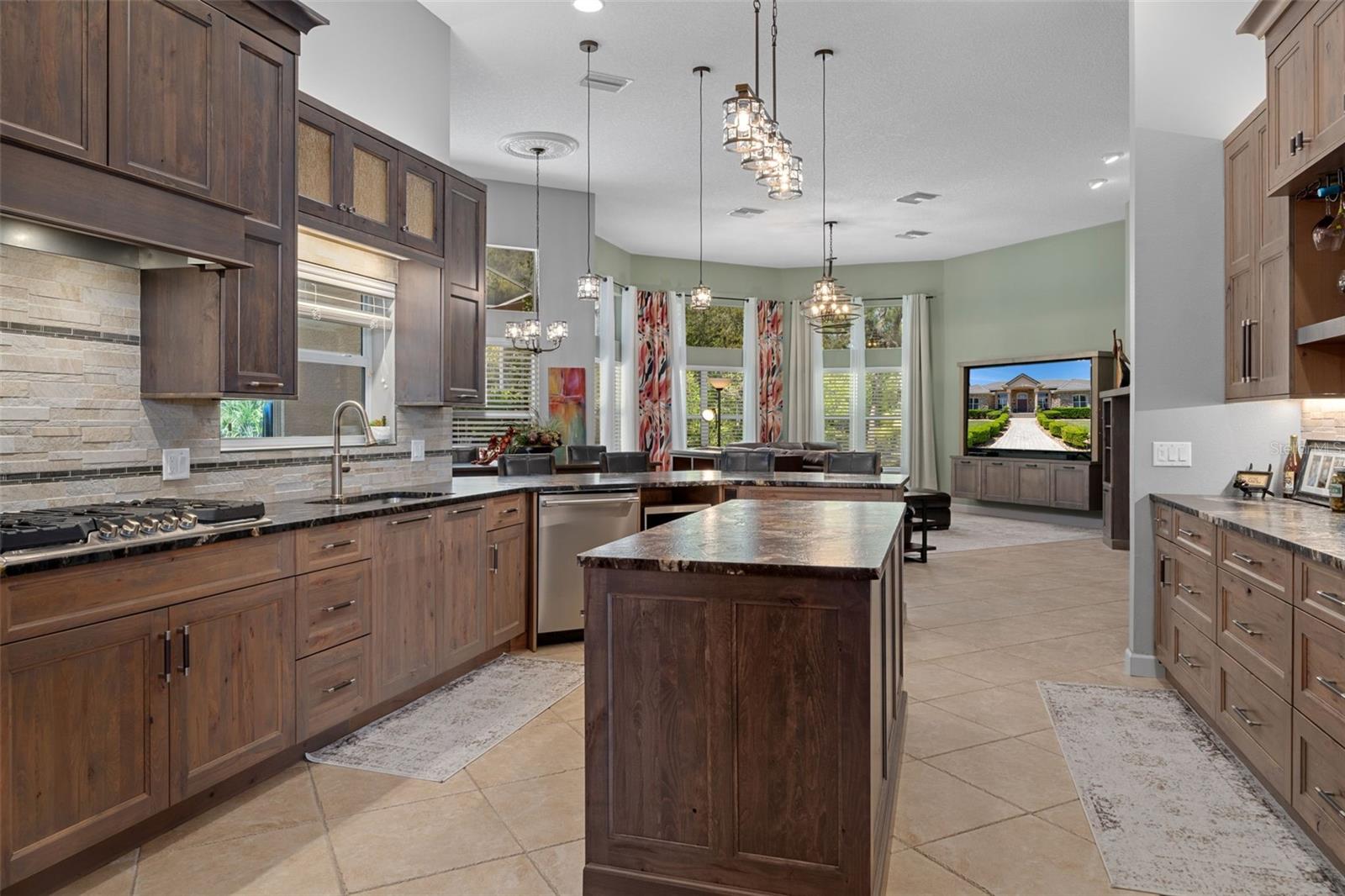 Image 18 of 100 For 3975 Grayhawk Loop