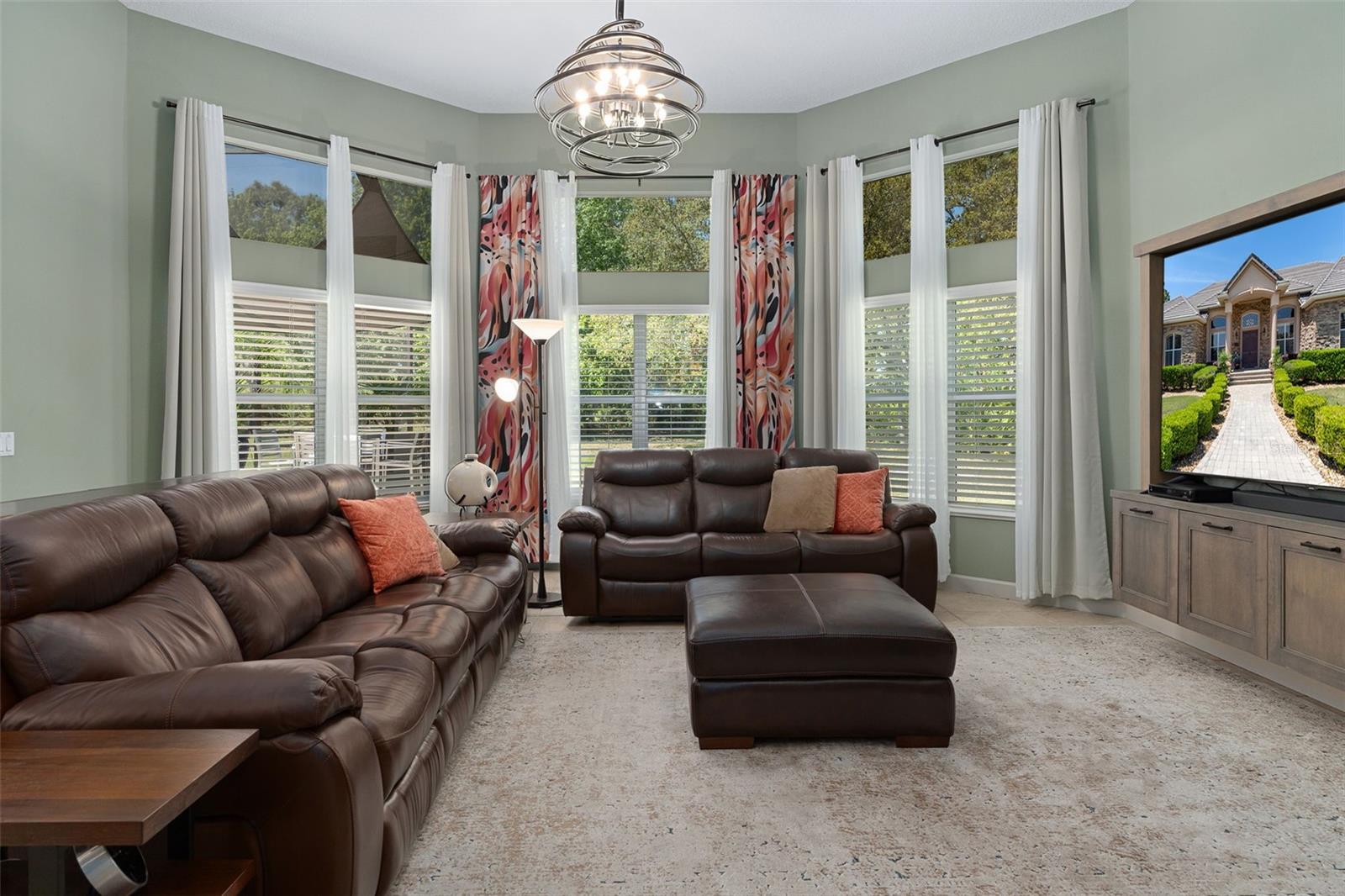 Image 27 of 100 For 3975 Grayhawk Loop