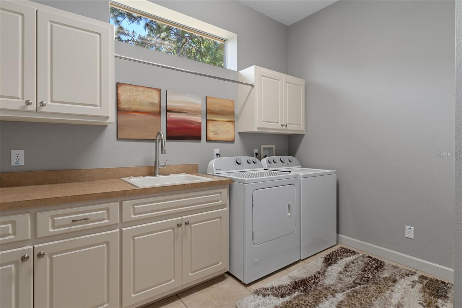 Image 50 of 100 For 3975 Grayhawk Loop