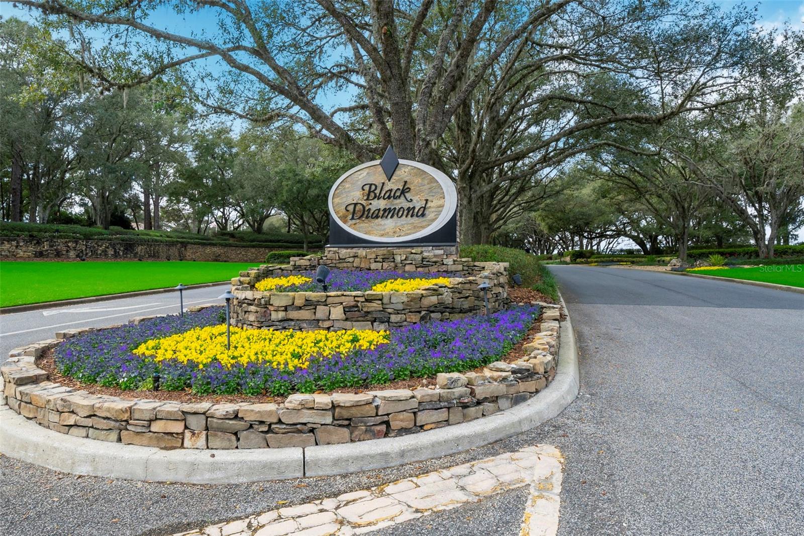 Image 81 of 100 For 3975 Grayhawk Loop