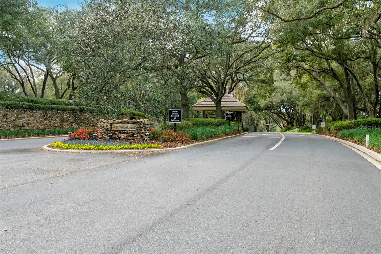 Image 82 of 100 For 3975 Grayhawk Loop