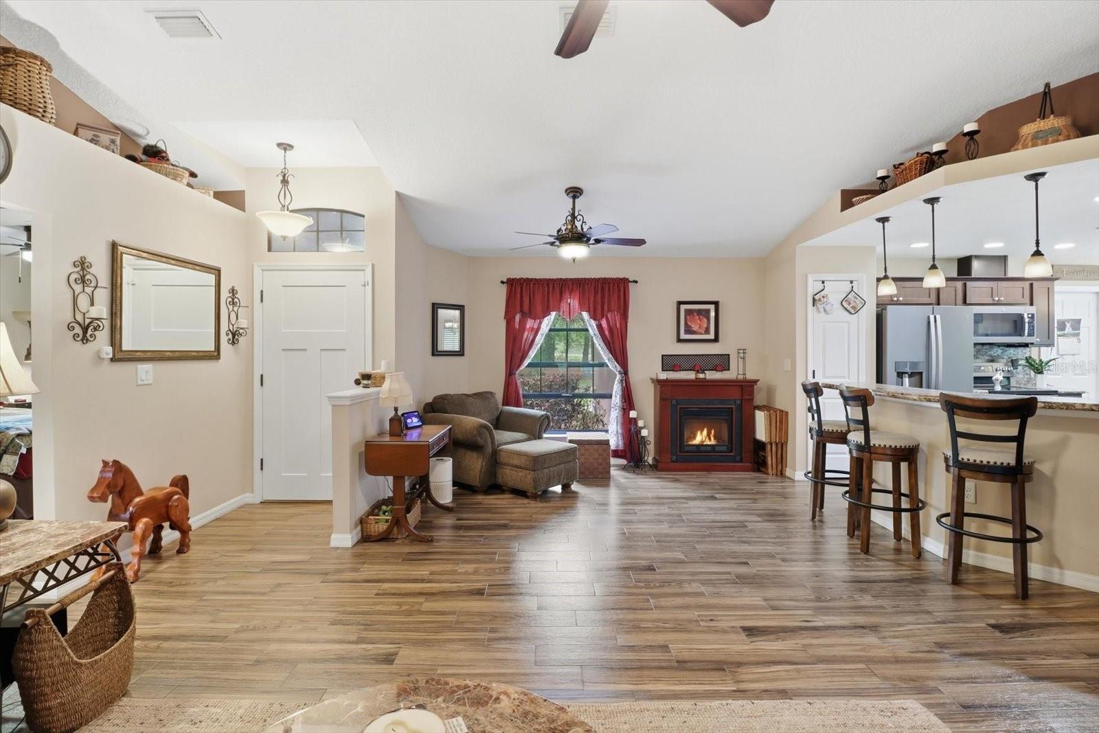 Image 12 of 45 For 16389 Margot Road