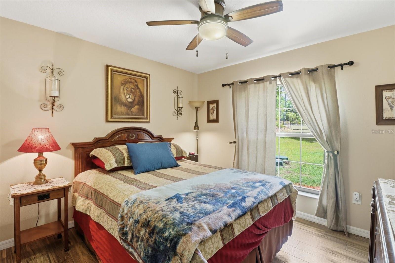 Image 26 of 45 For 16389 Margot Road