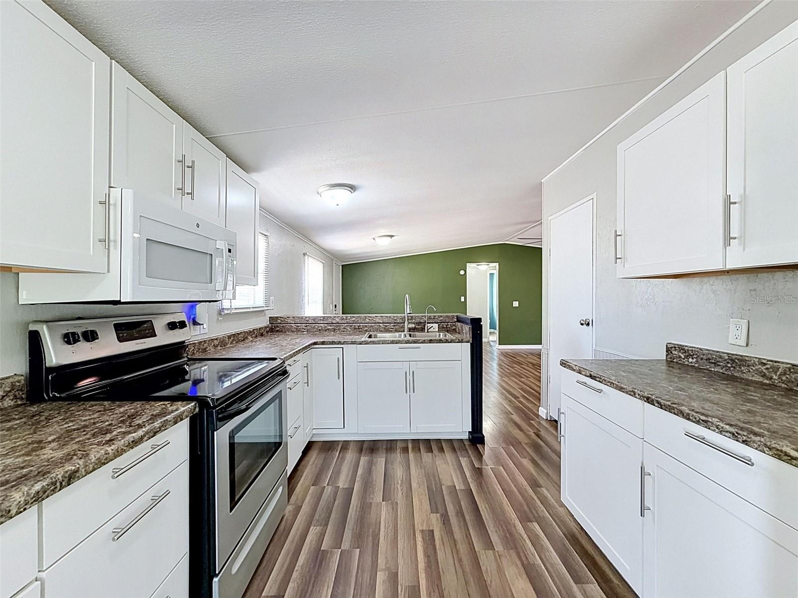 Image 39 of 76 For 15936 Archer St & 9718 Denton Ave.