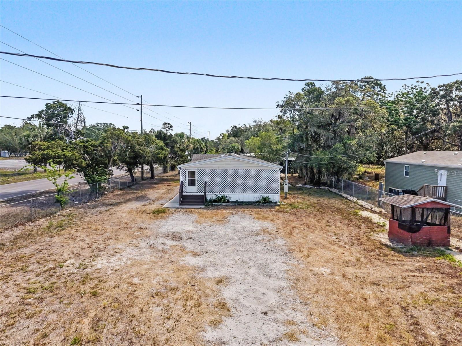 Image 6 of 76 For 15936 Archer St & 9718 Denton Ave.