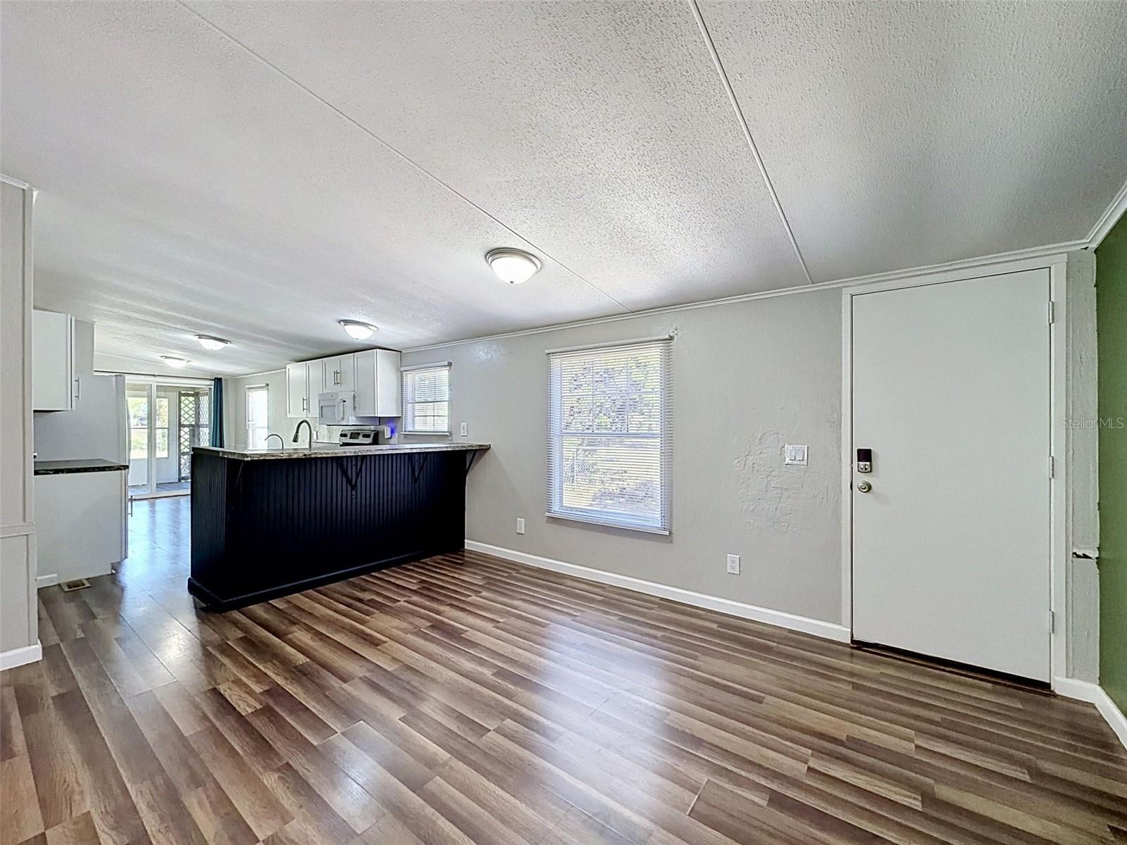 Image 8 of 76 For 15936 Archer St & 9718 Denton Ave.