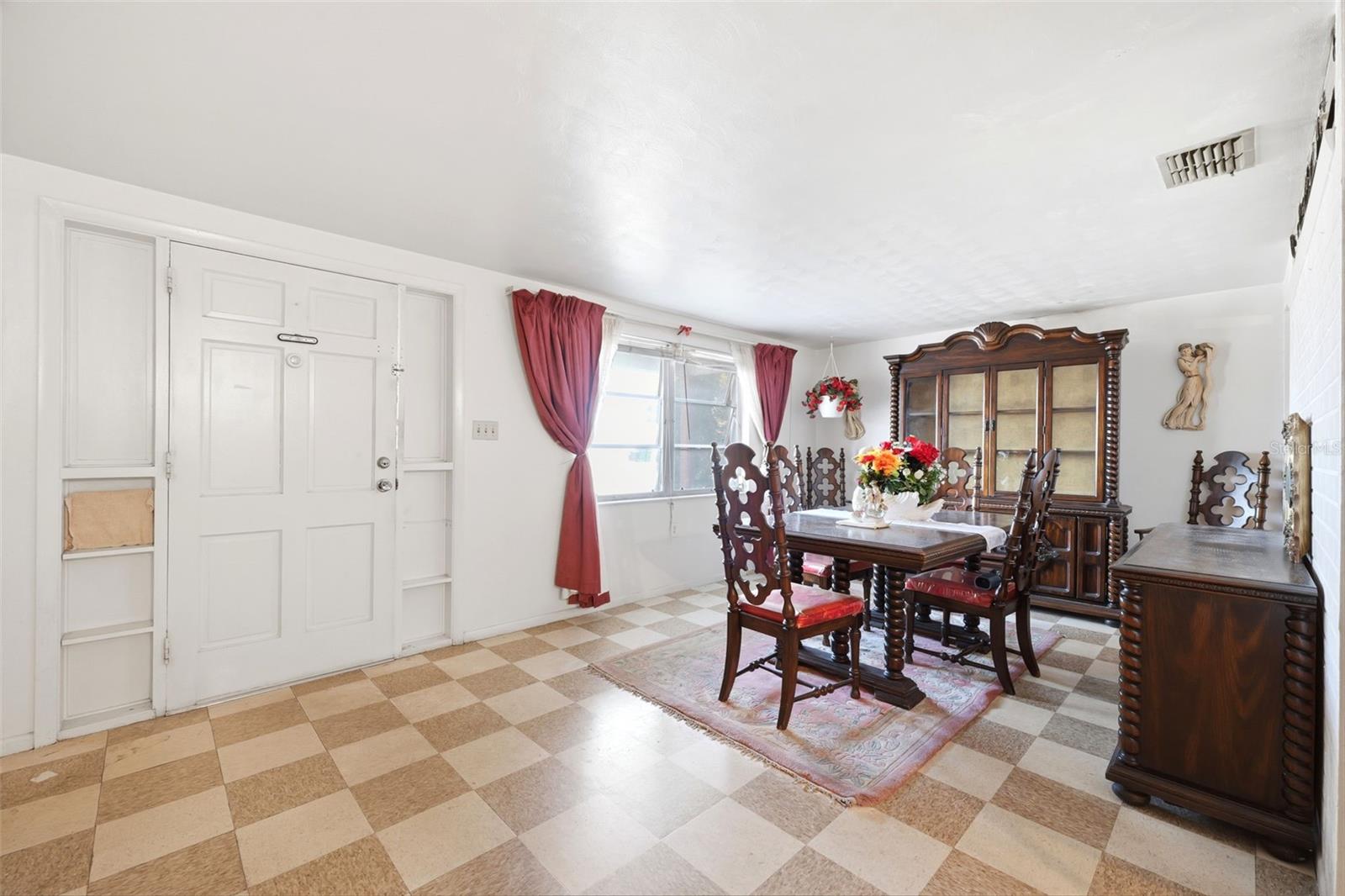 Image 5 of 22 For 3542 Bedford Street