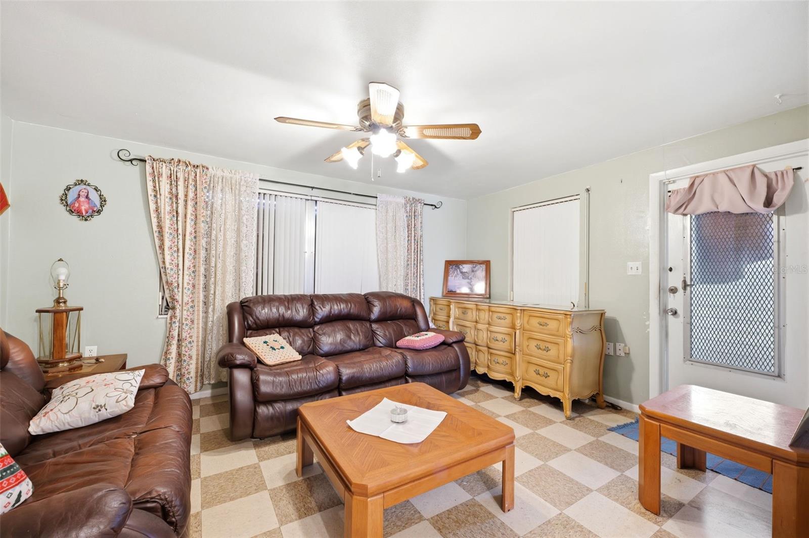 Image 9 of 22 For 3542 Bedford Street