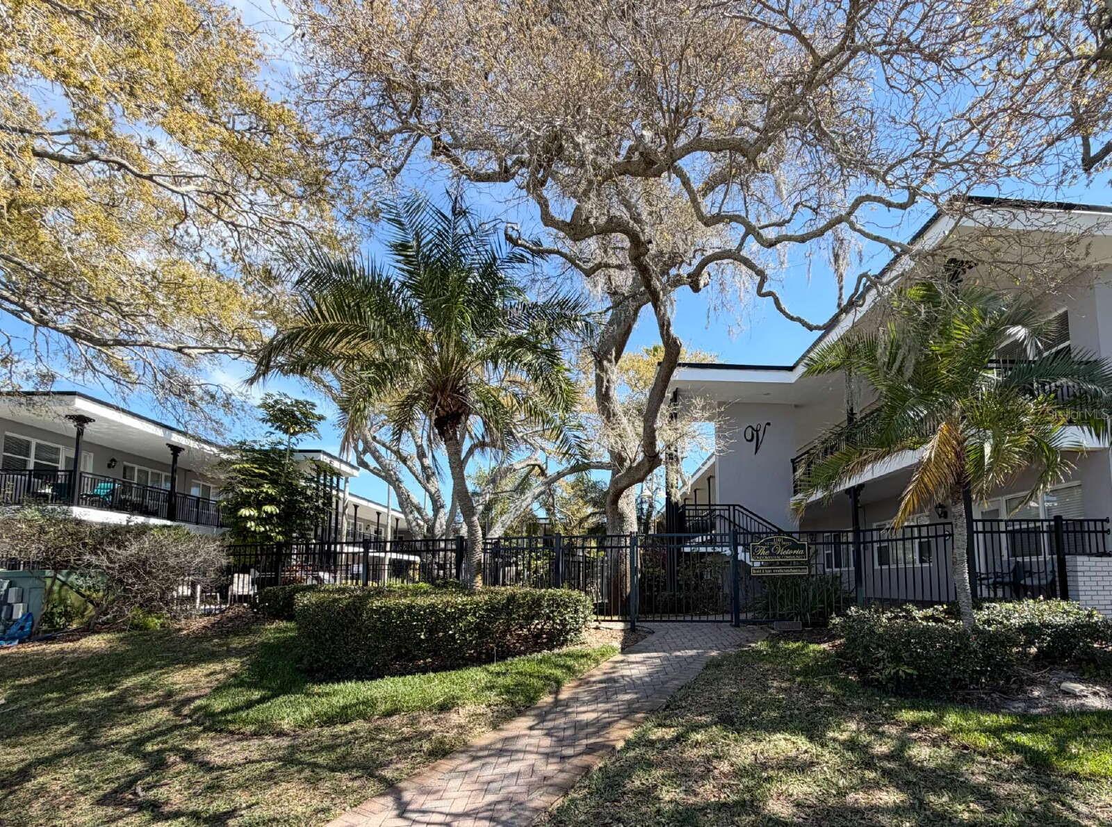 Details for 1101 Victoria Drive 23, DUNEDIN, FL 34698