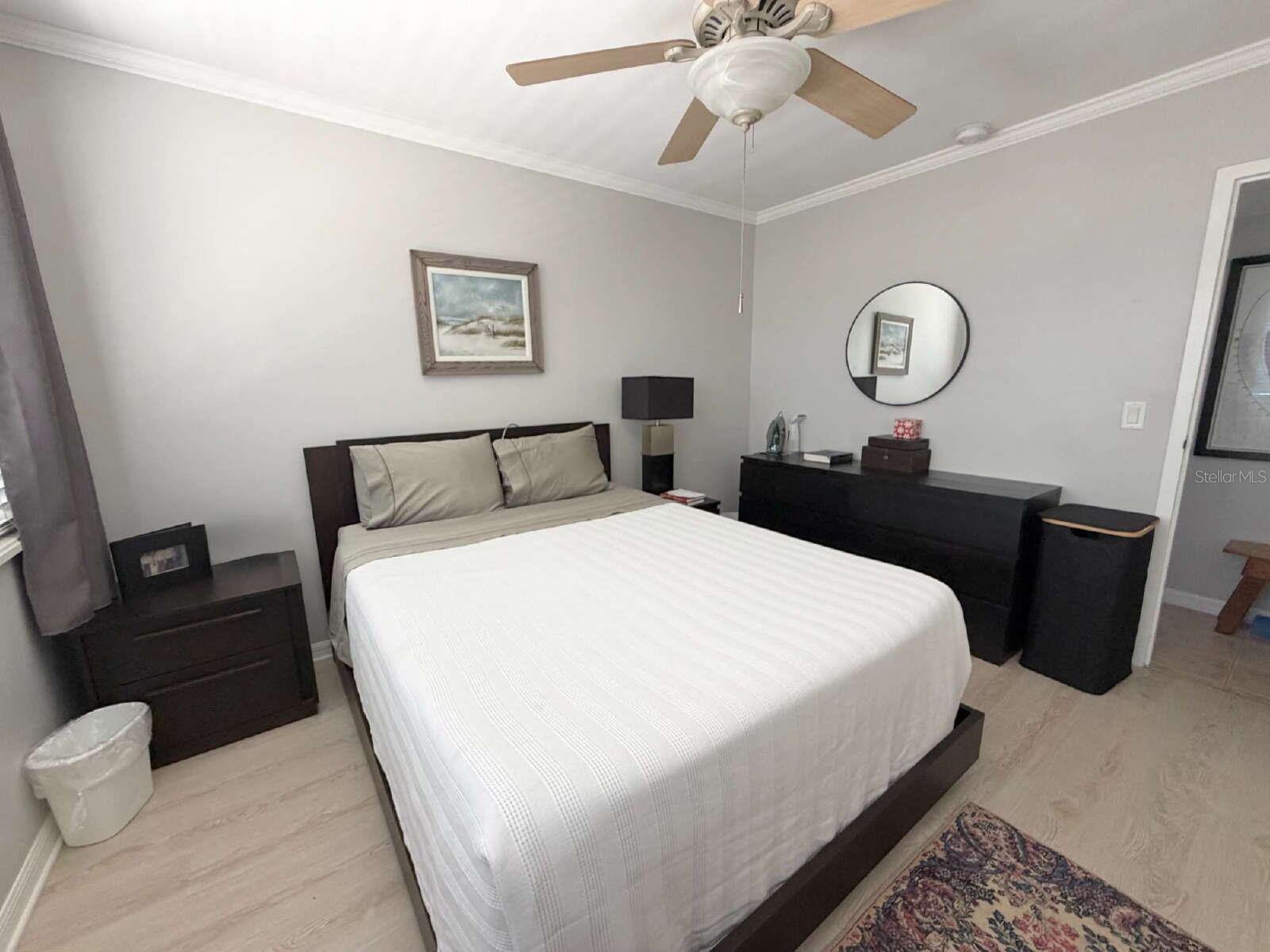 Image 10 of 20 For 1101 Victoria Drive 23