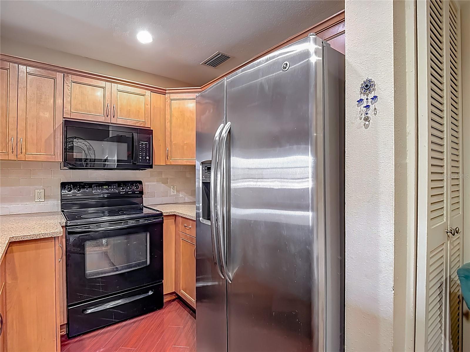 Image 24 of 39 For 4812 Jasper Drive 203