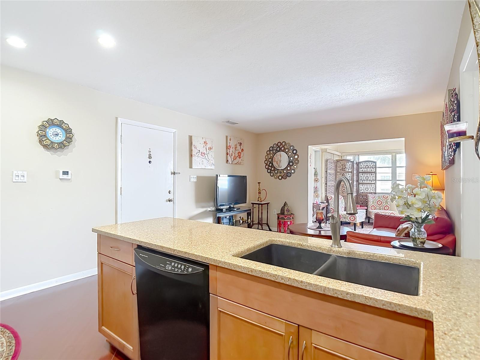 Image 25 of 39 For 4812 Jasper Drive 203