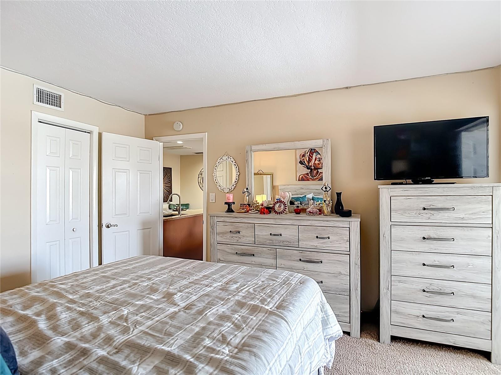 Image 30 of 39 For 4812 Jasper Drive 203